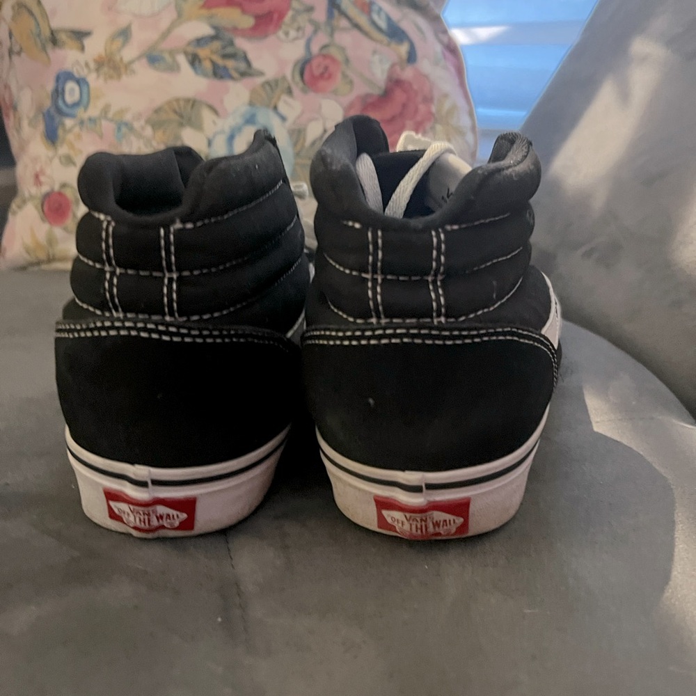 Black Vans Hi sneaker